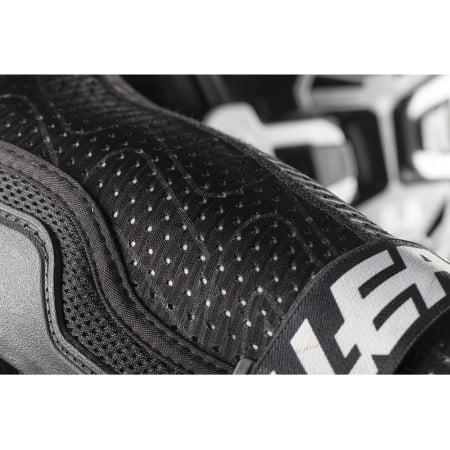 Leatt Детская Защита тела 5.5 Body Protector Black