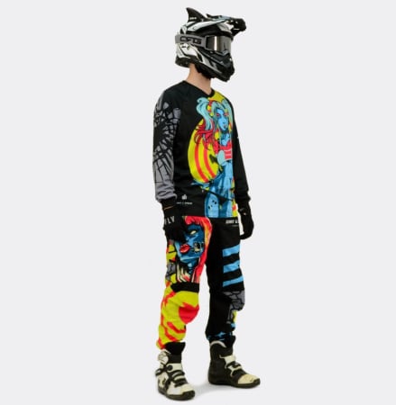 Grom Джерси + штаны Lucky